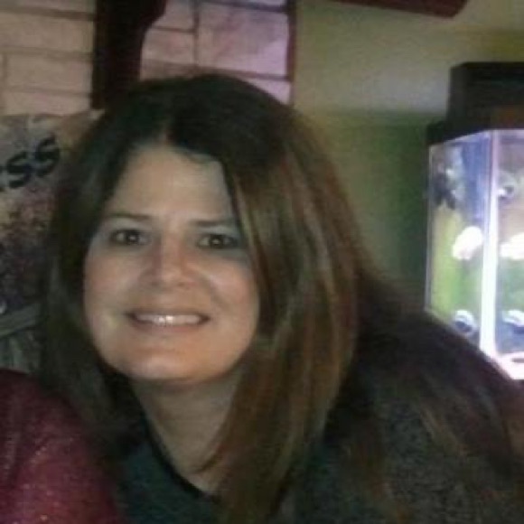 Meet your Posher, Patti - Picture 2 of 2